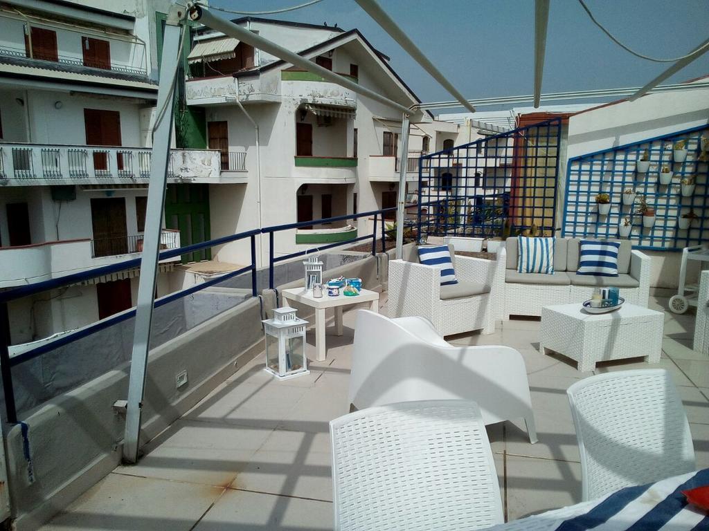 Ipanema Suite Giardini Naxos Εξωτερικό φωτογραφία